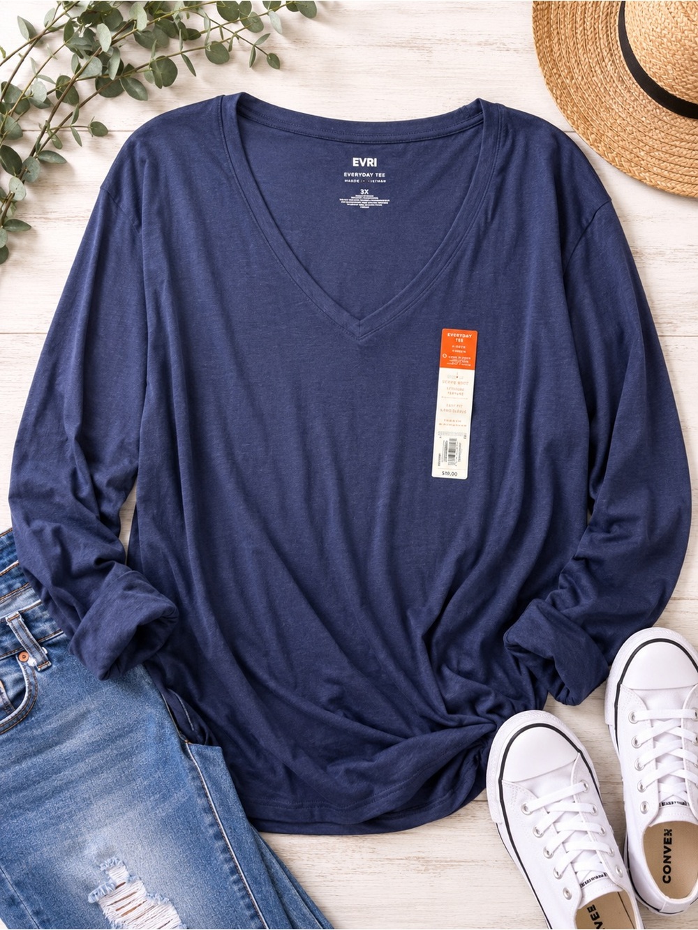 EVRI Navy V-Neck Long Sleeve Tee Top